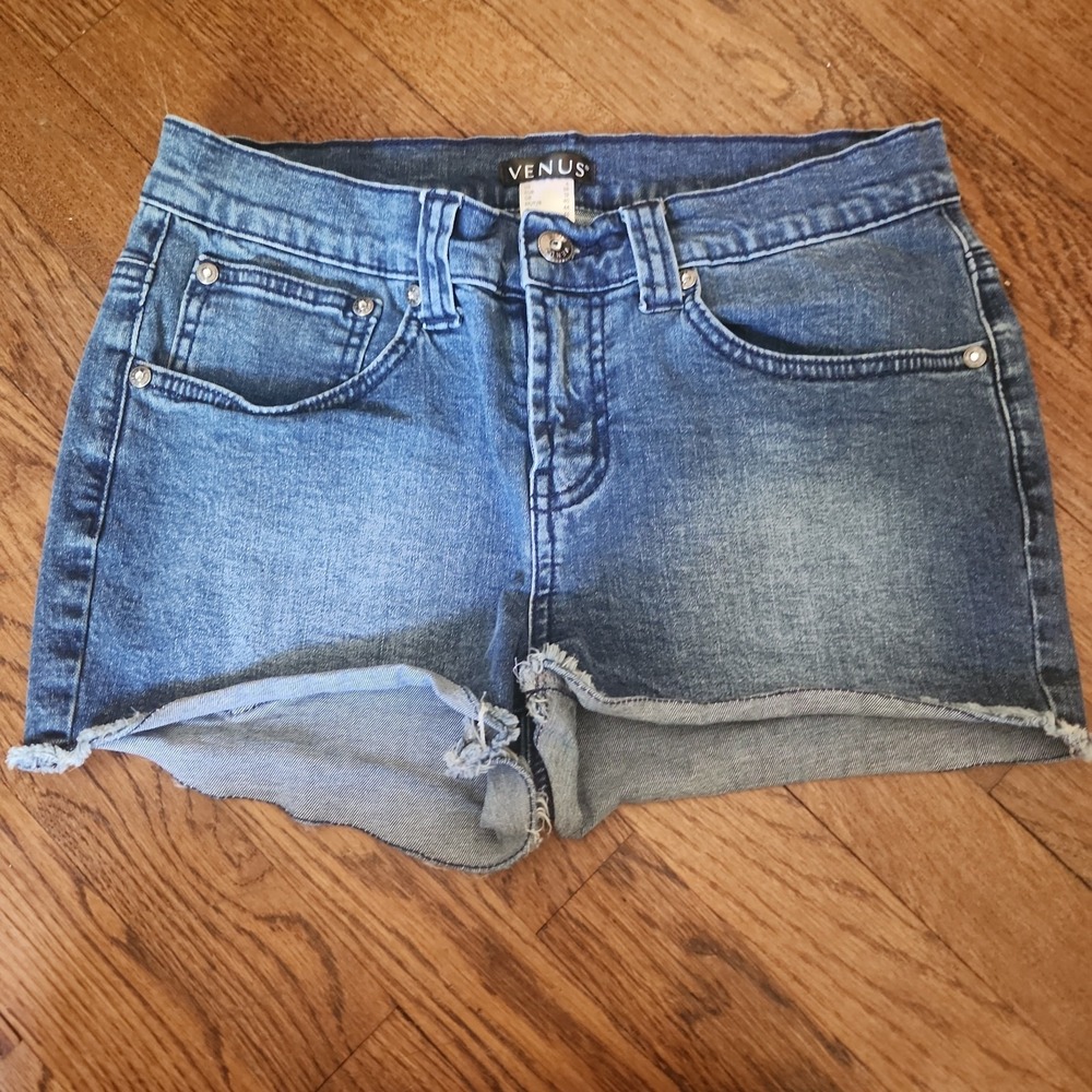Venus Short Shorts Denim Cut-off Style Rhinestone Casual Summer Women's Size 6